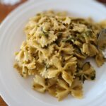 Creamy Spinach and Shells in the Instant Pot (Super Yummy, Can be made Vegan)